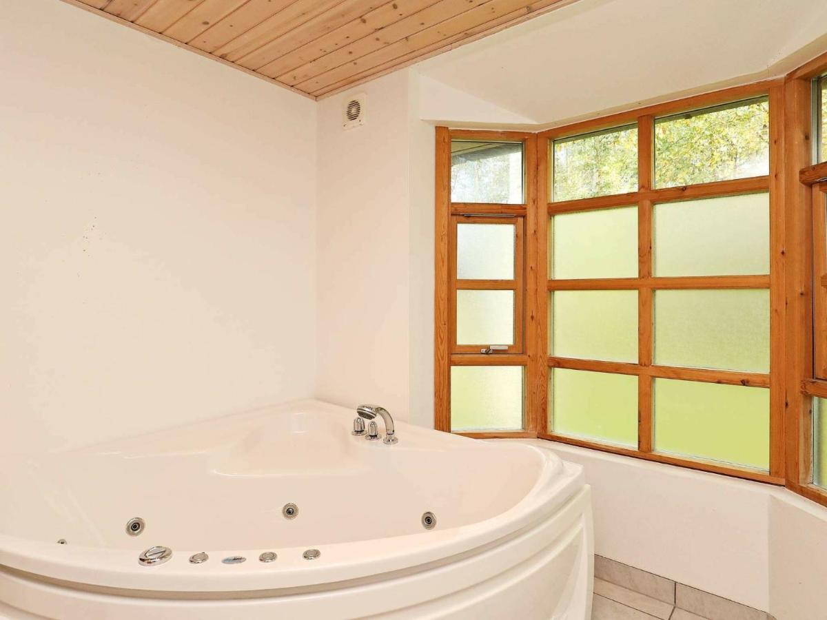 6 Person Holiday Home In L S Laeso Экстерьер фото